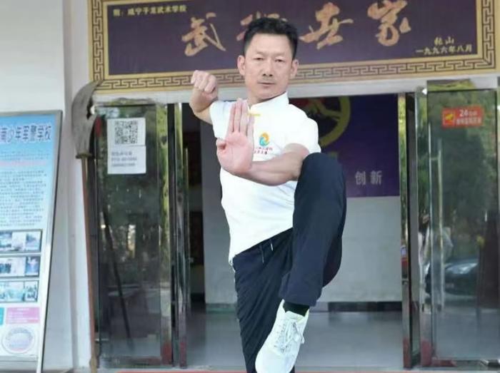 校長(zhǎng)、武術(shù)總教練